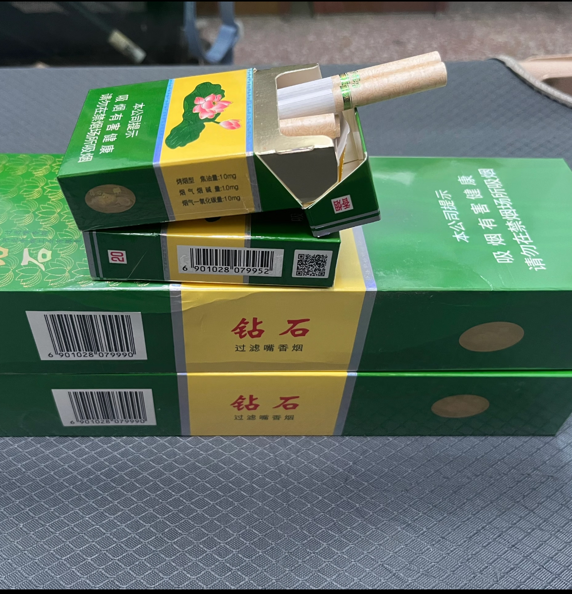 钻石荷花